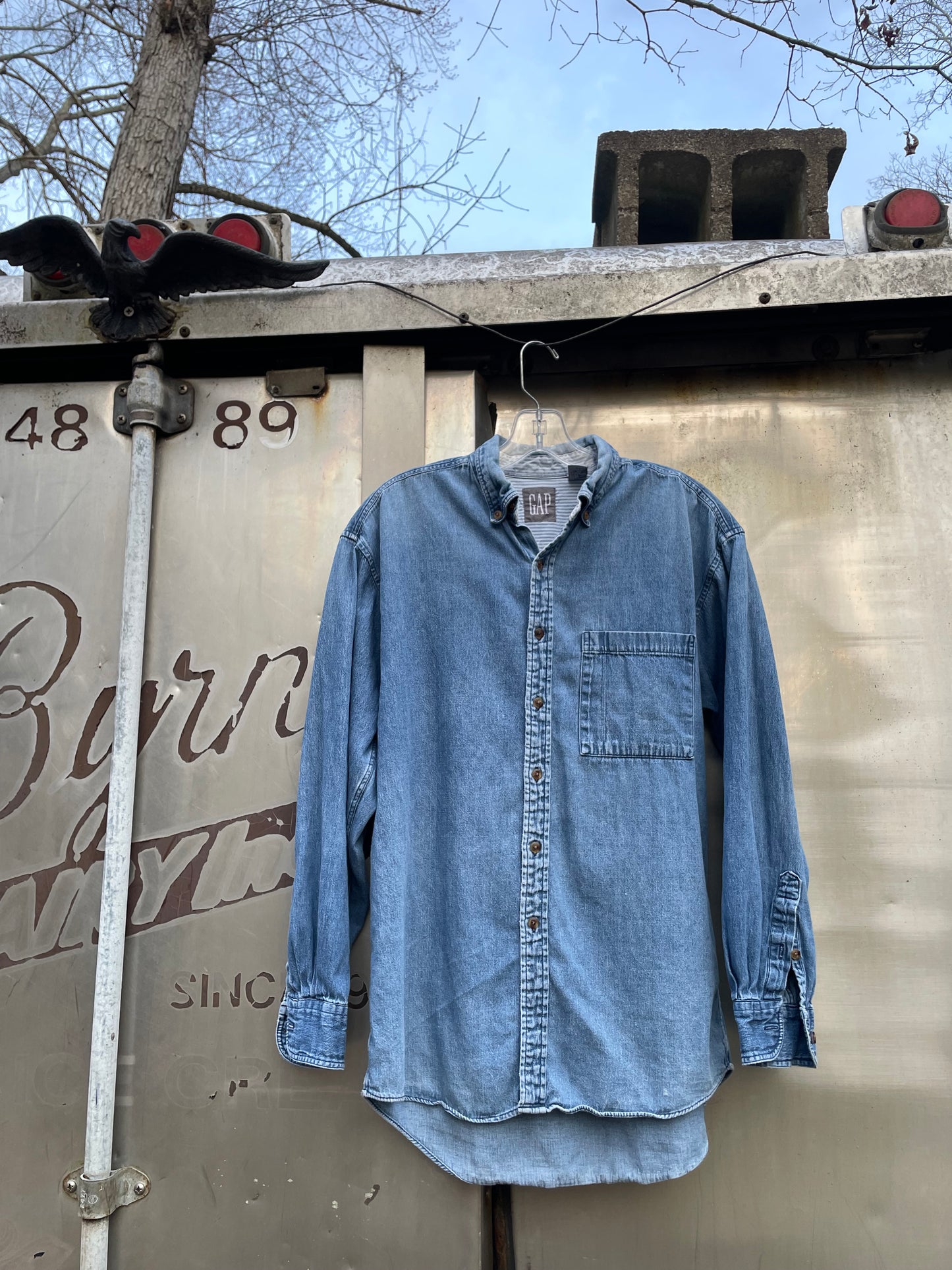 Chambray Blue Buttondown